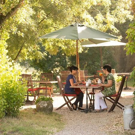 Logis Auberge De La Riviere Les Velluire-sur-Vendee Buitenkant foto