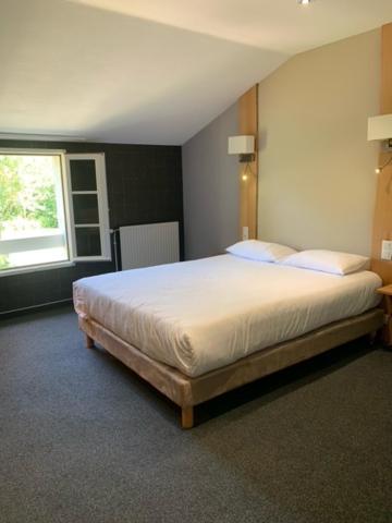 Logis Auberge De La Riviere Les Velluire-sur-Vendee Buitenkant foto