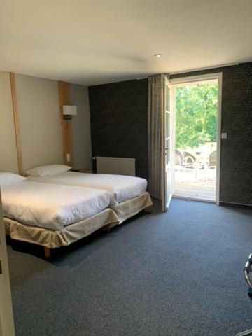 Logis Auberge De La Riviere Les Velluire-sur-Vendee Buitenkant foto