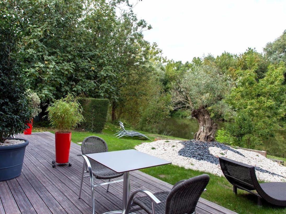 Logis Auberge De La Riviere Les Velluire-sur-Vendee Buitenkant foto