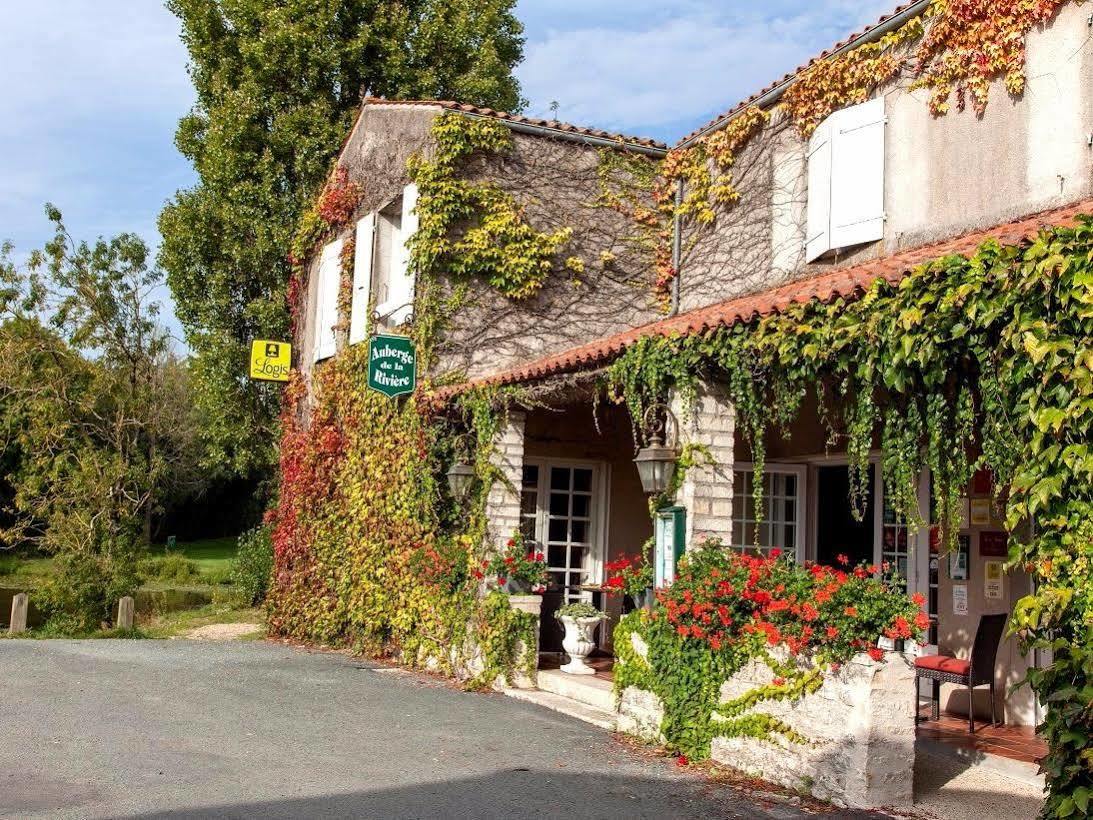 Logis Auberge De La Riviere Les Velluire-sur-Vendee Buitenkant foto